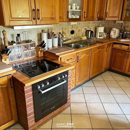 Reetdach-oase Nyaraló