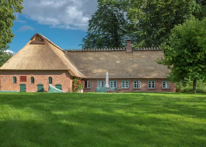 Reetdach-oase * Scheggerott